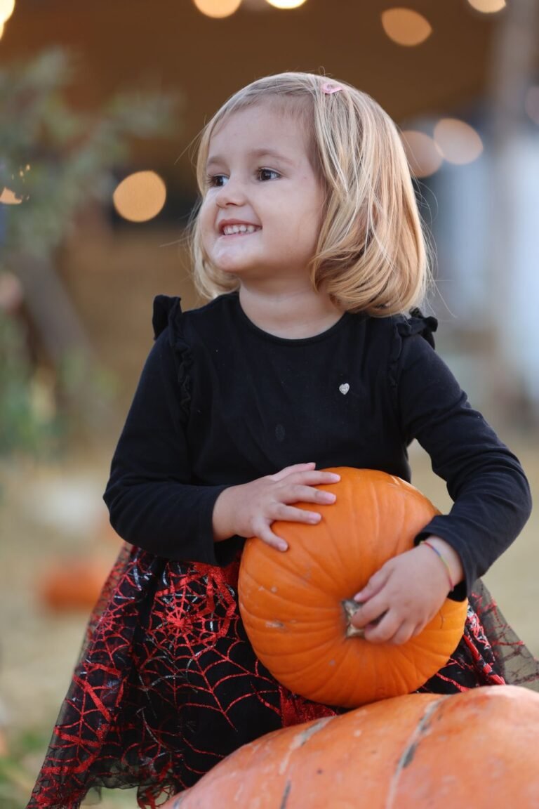 16 Easy Halloween Crafts for Kids (Fun Fall Activities)