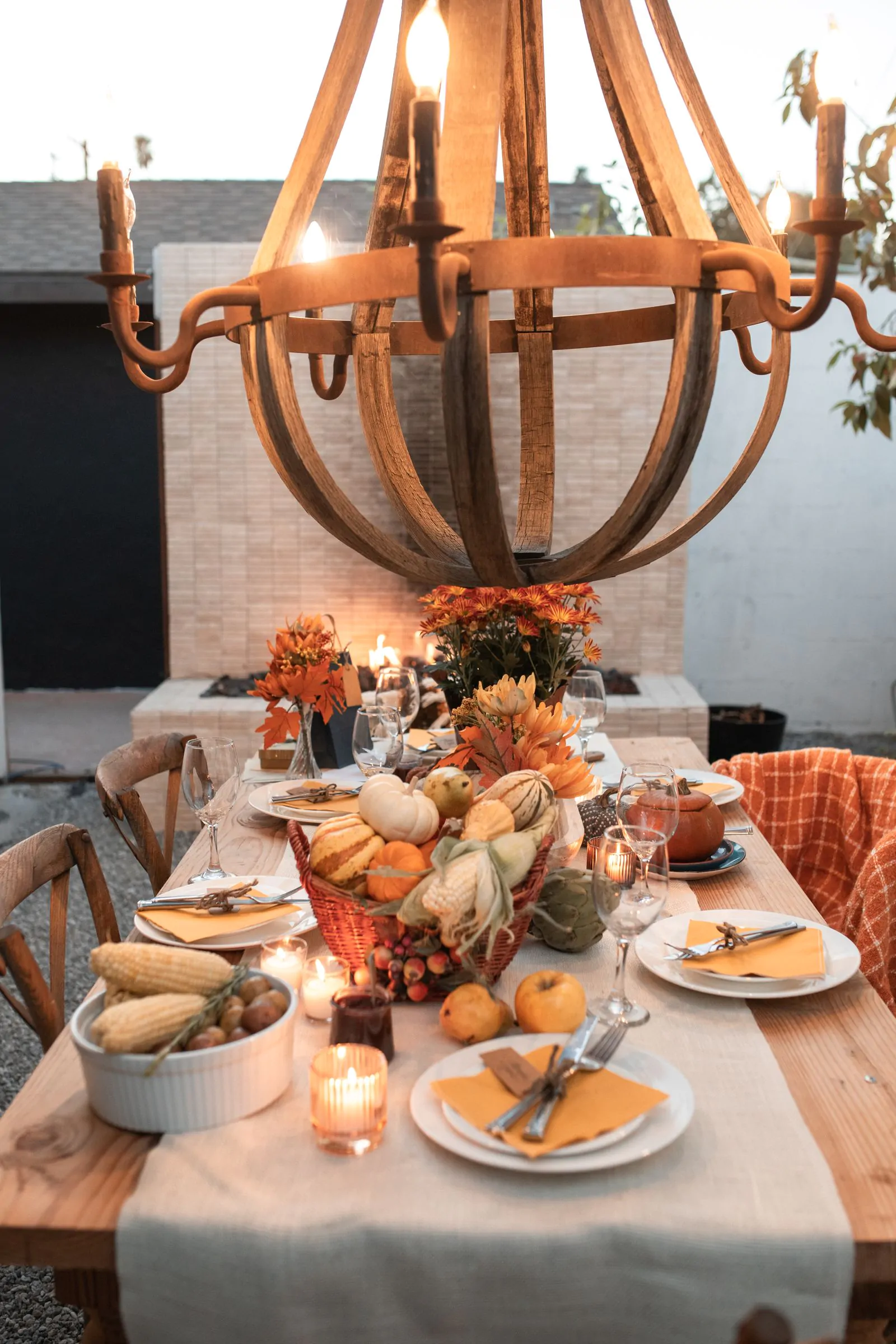 Cozy Thanksgiving table setting wallpaper